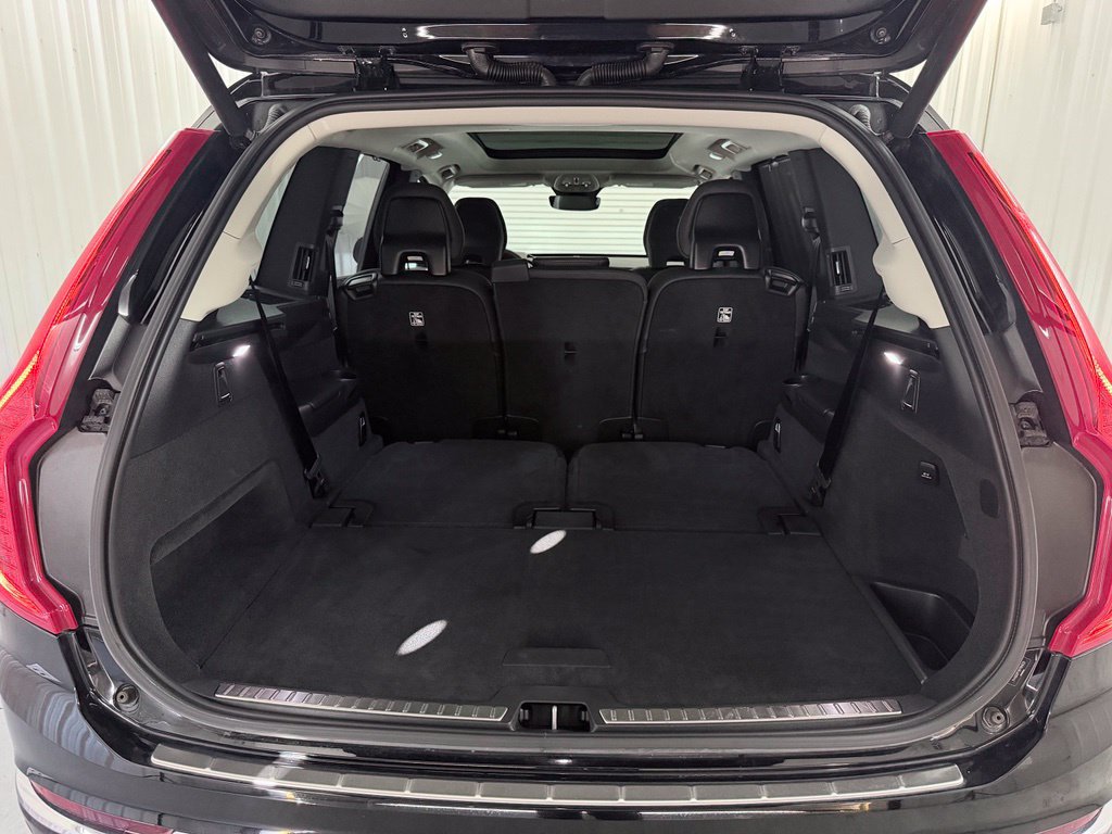Used 2024 Volvo XC90 B6 Ultimate w/ Protection Package Premier AWD/4WD image 28