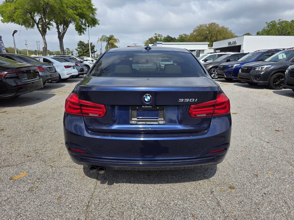 Used 2018 BMW 330i Sedan image 4