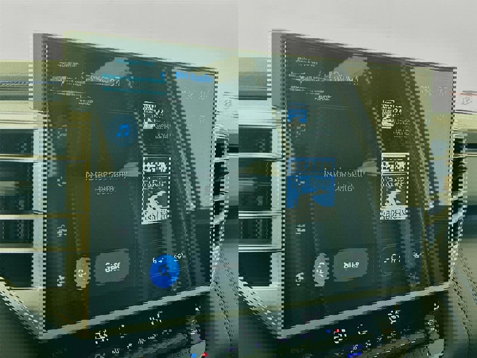 New 2025 Toyota Tundra Platinum image 24