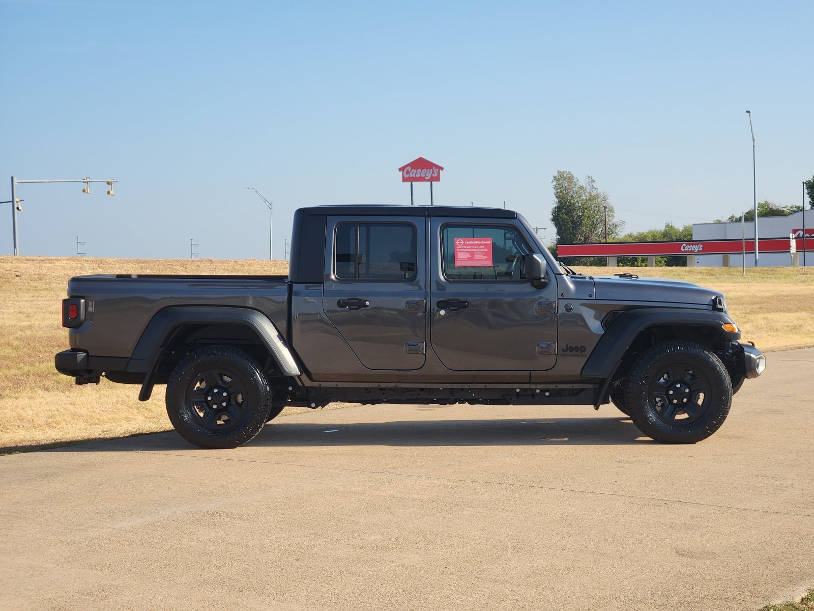 Used 2026 Jeep Gladiator Sport AWD/4WD image 7