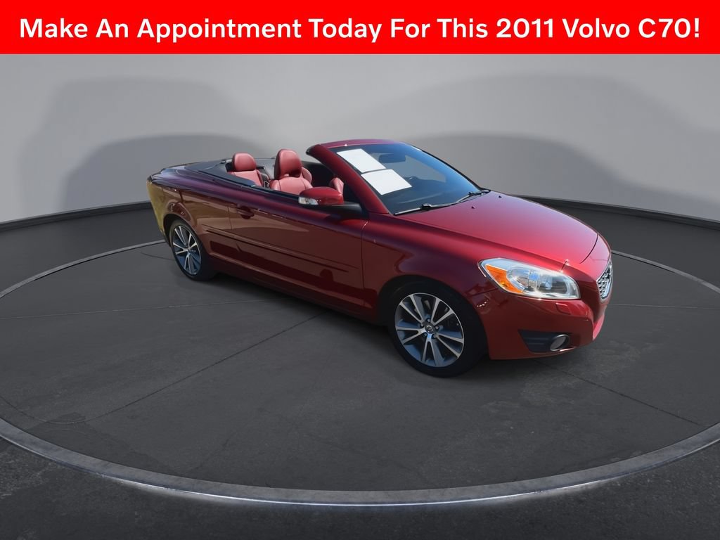Used 2011 Volvo C70 T5 FWD image 2