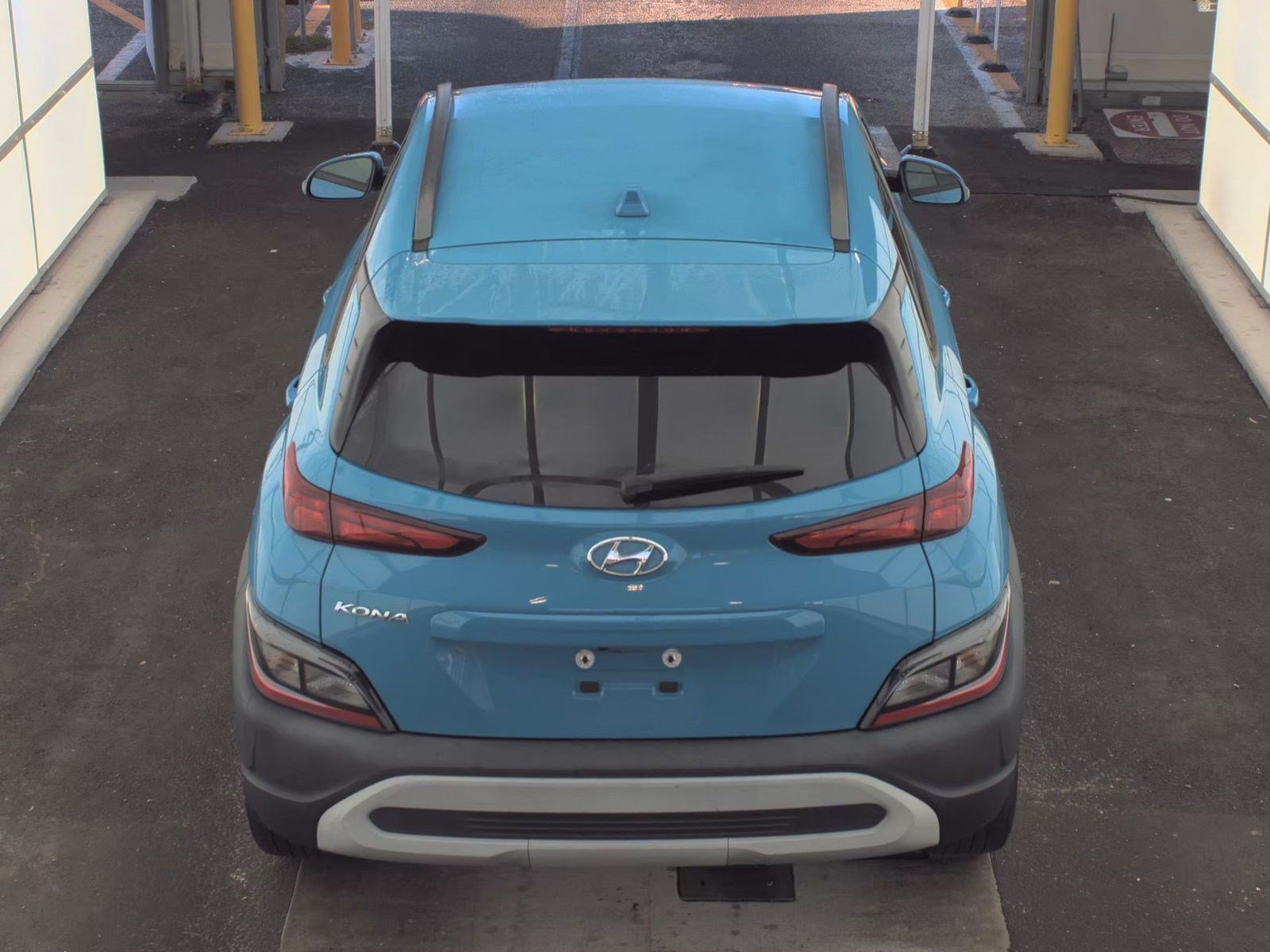 Used 2022 Hyundai Kona SEL w/ Cargo Package FWD image 6