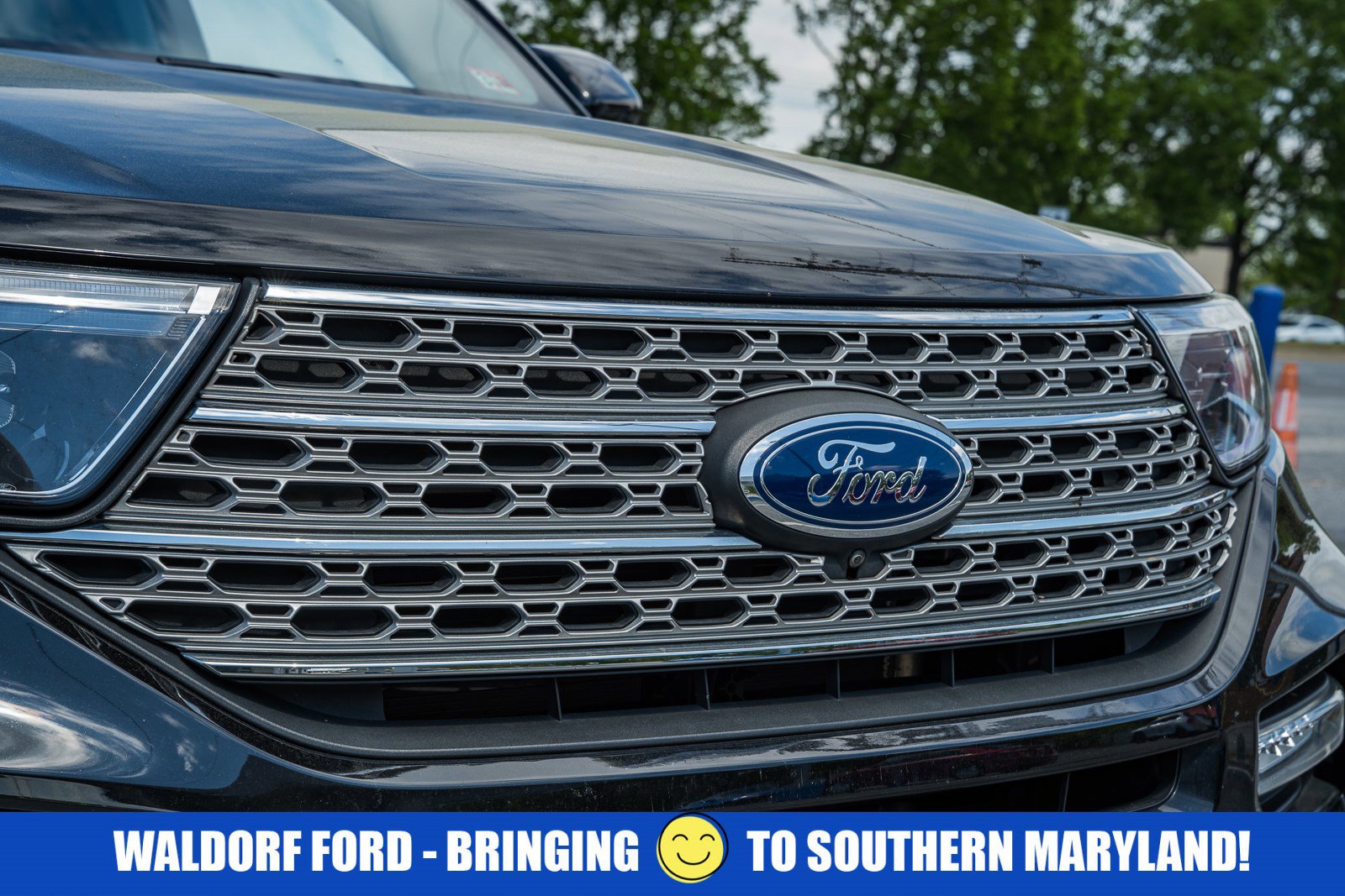 Used 2023 Ford Explorer Limited w/ Limited Technology Package AWD/4WD image 14