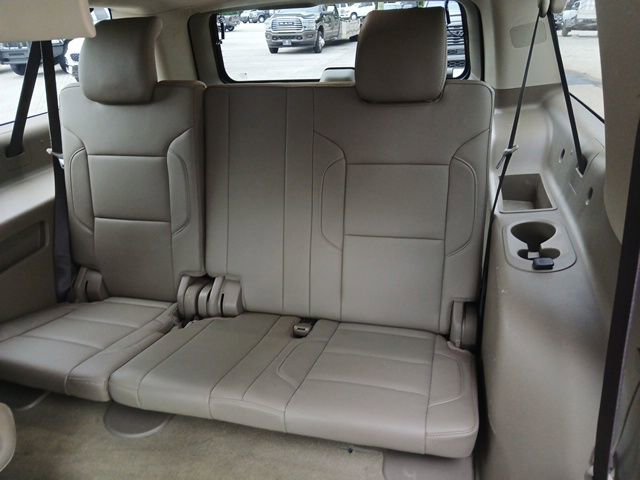Used 2018 Chevrolet Suburban LT AWD/4WD image 18