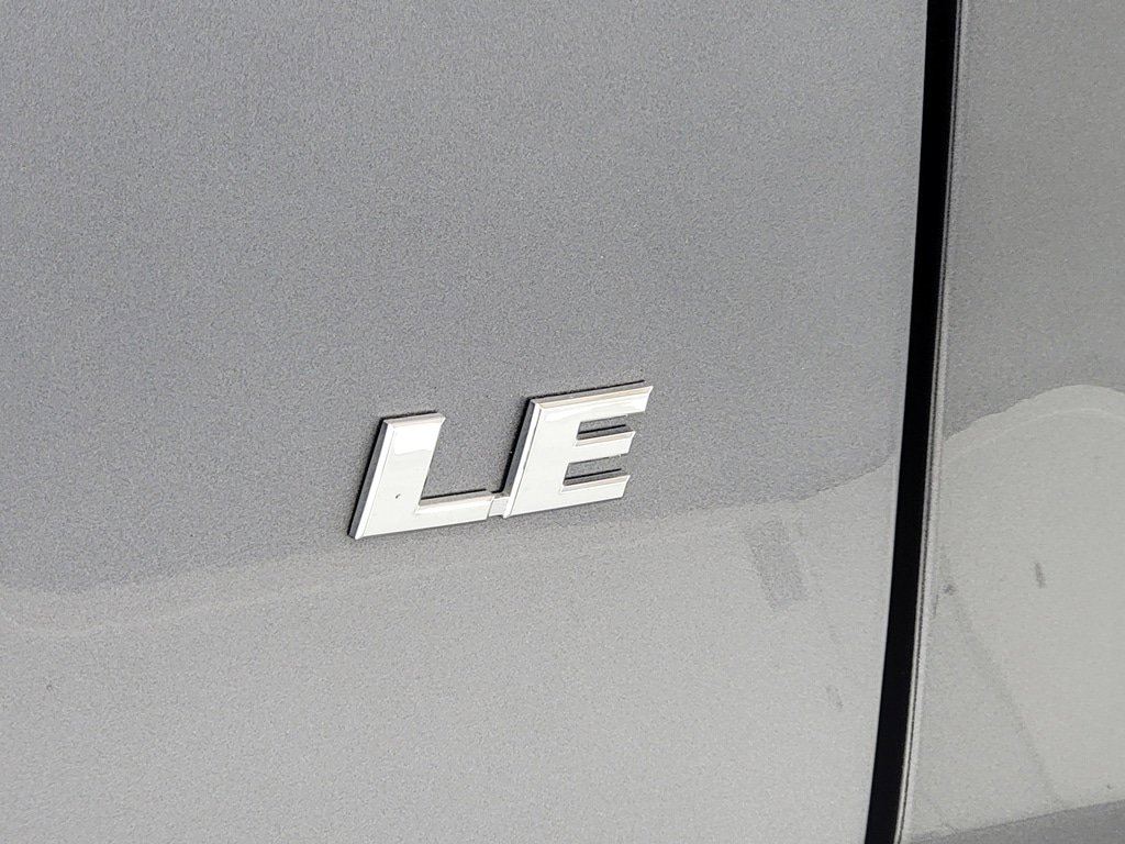 Certified 2023 Toyota RAV4 LE FWD image 10