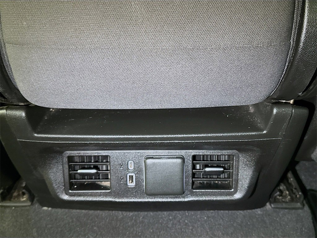 Used 2022 GMC Sierra 1500 Elevation image 23