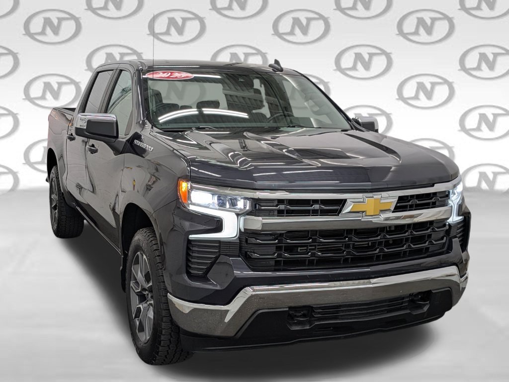 Used 2023 Chevrolet Silverado 1500 LT AWD/4WD image 26