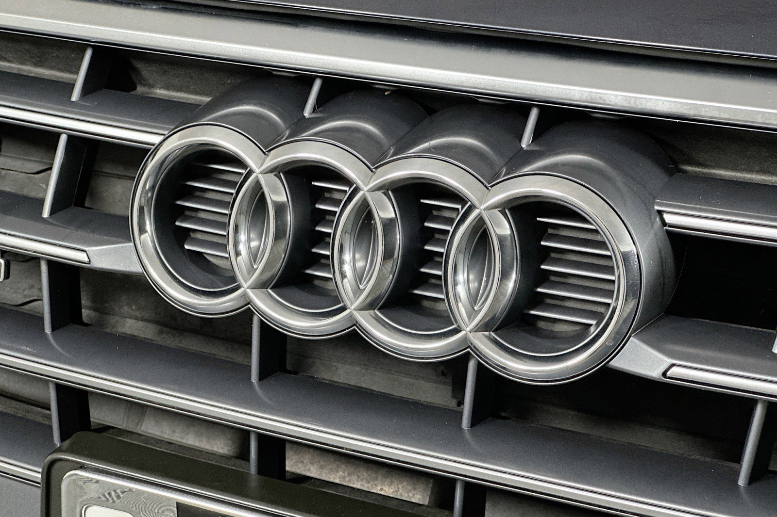 Used 2019 Audi Q5 2.0T Premium Plus w/ Premium Plus Package image 15