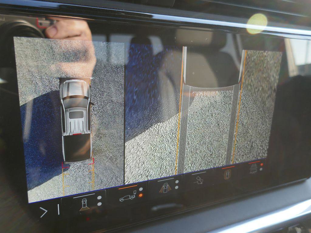 New 2026 GMC Sierra 1500 AT4 w/ AT4 Premium Package image 35