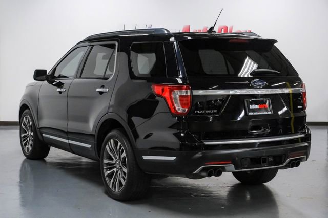 Used 2018 Ford Explorer Platinum image 12