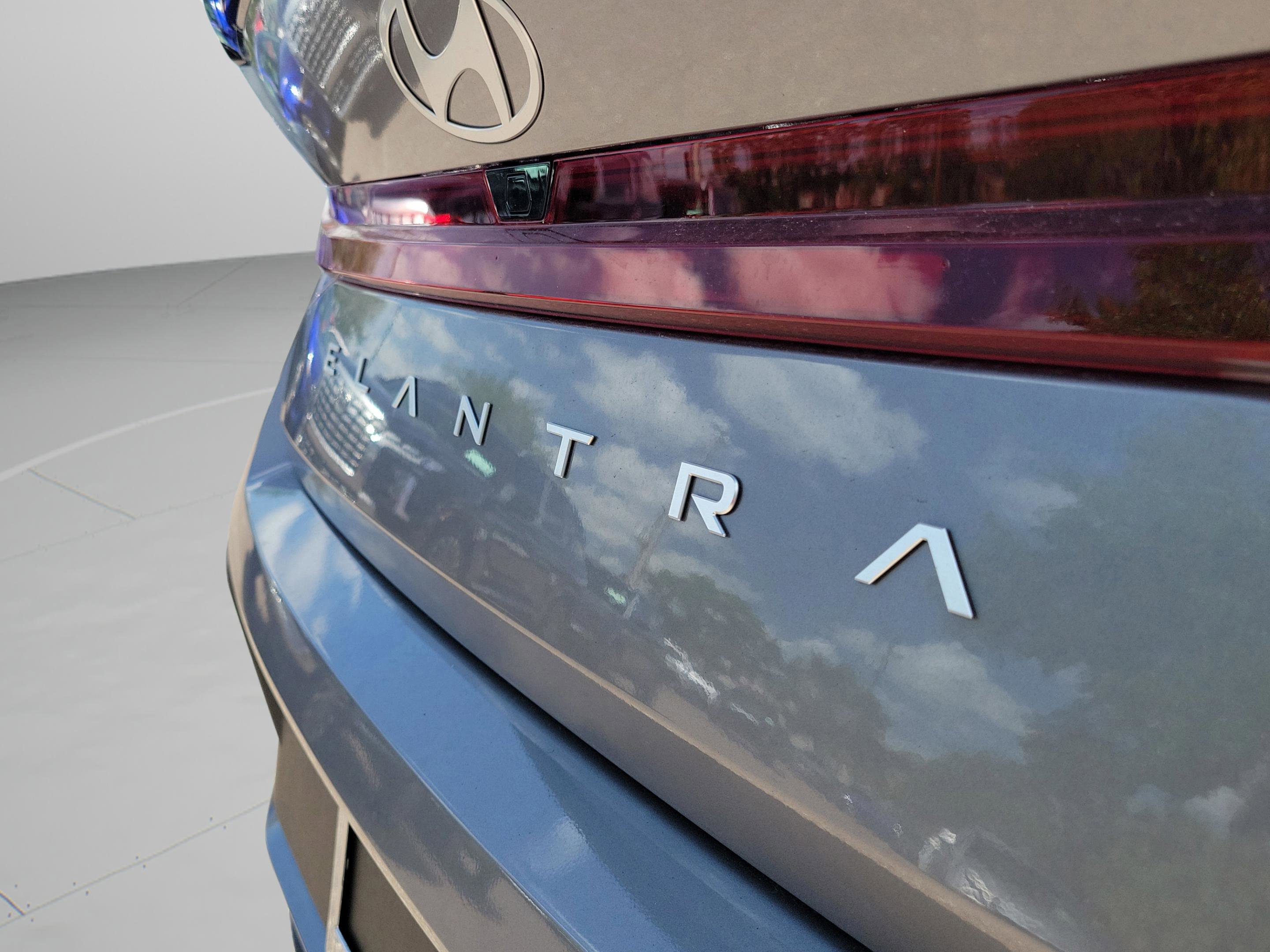 New 2026 Hyundai Elantra Sport image 7