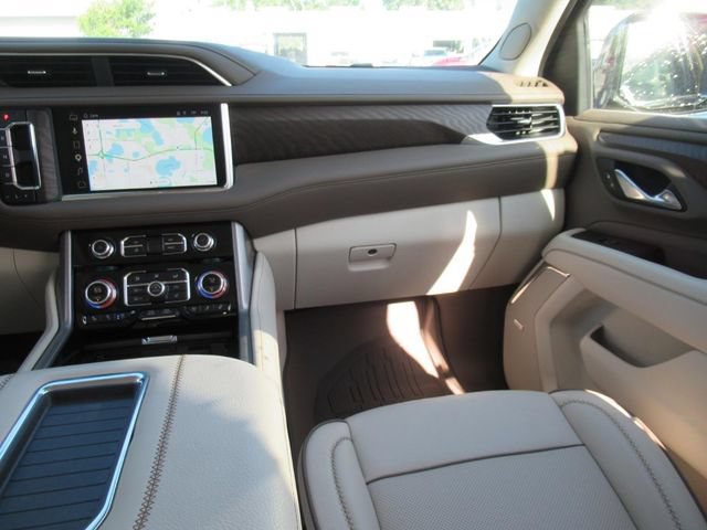 Used 2024 GMC Yukon Denali w/ Denali Reserve Package AWD/4WD image 15