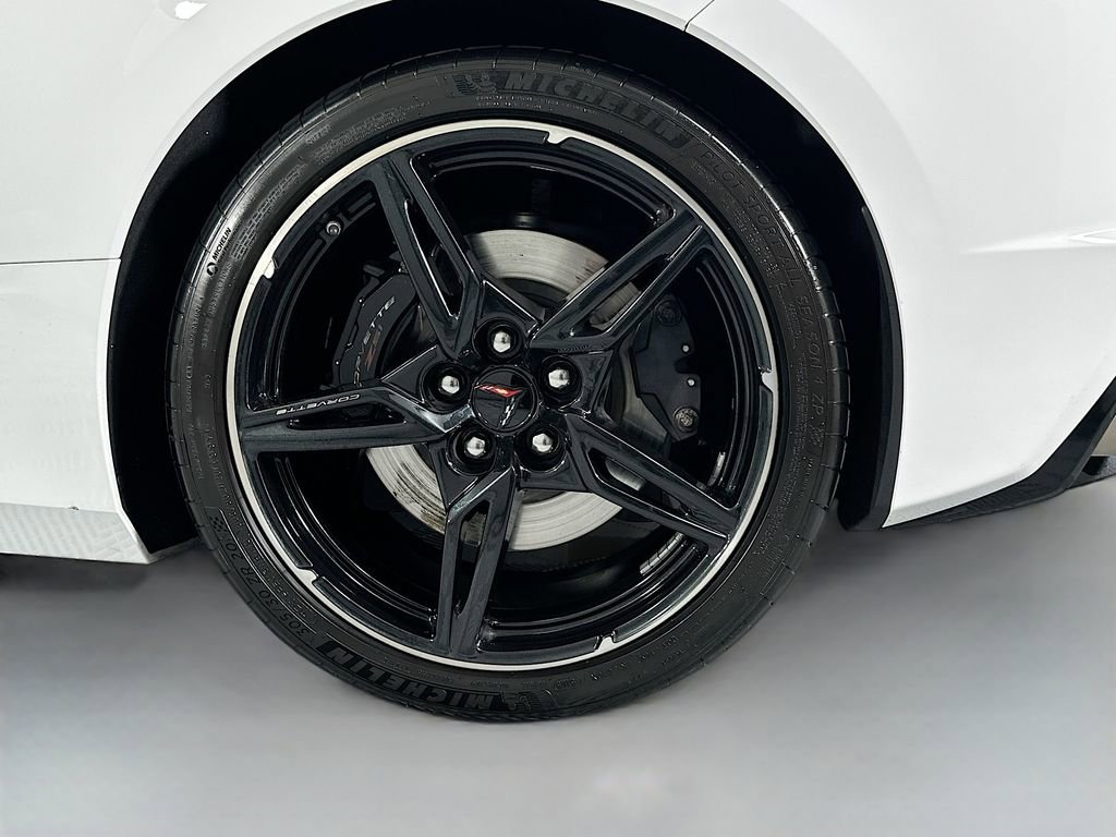 Used 2023 Chevrolet Corvette Stingray Convertible w/ Z51 Performance Package RWD image 28