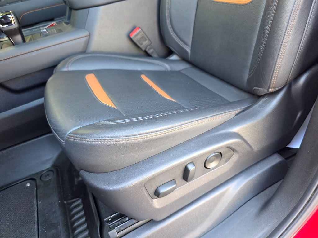 Used 2025 GMC Sierra 1500 AT4 w/ AT4 Premium Package AWD/4WD image 12