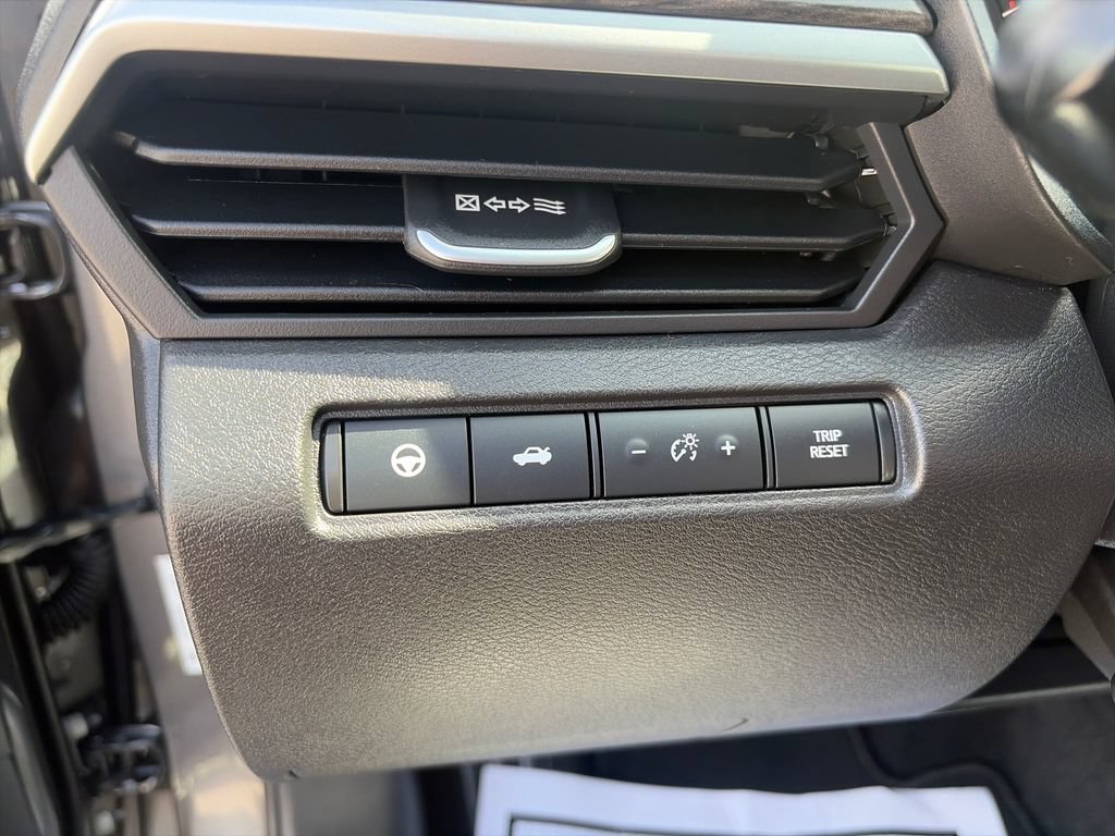 Certified 2025 Nissan Altima 2.5 SL FWD image 32
