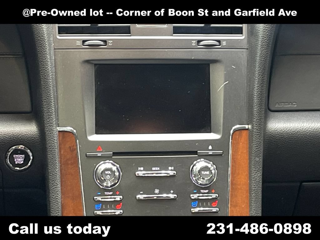 Used 2015 Lincoln Navigator 4WD image 19