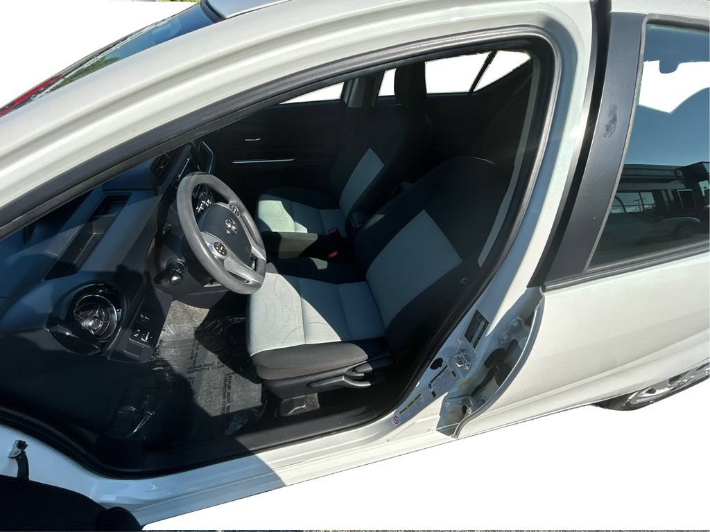 Used 2016 Toyota Prius C Two FWD image 36