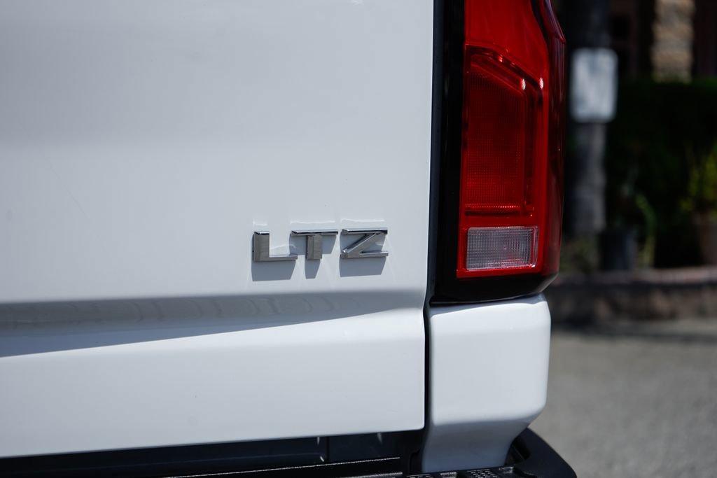 Used 2024 Chevrolet Silverado 3500 LTZ w/ LTZ Convenience Package AWD/4WD image 56