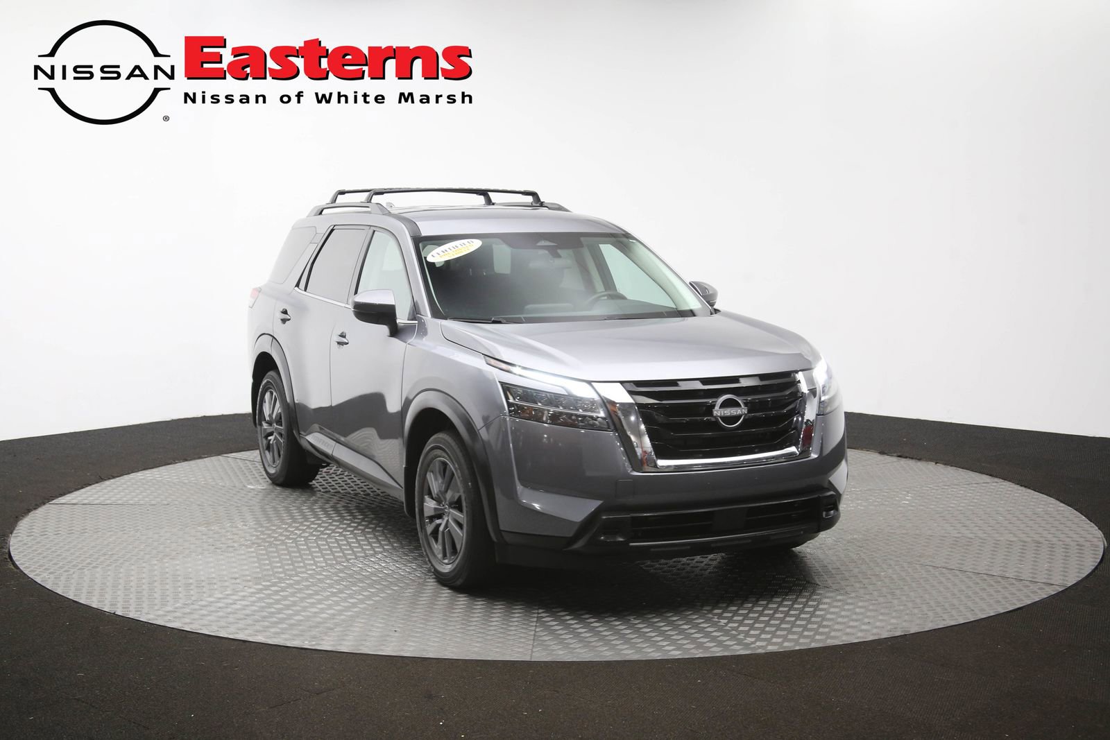 Used 2022 Nissan Pathfinder SV AWD/4WD image 47