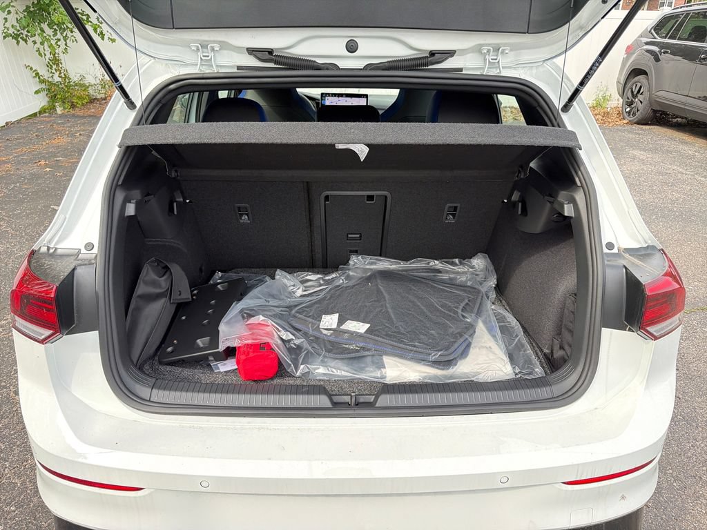 New 2026 Volkswagen Golf w/ Euro Style Package AWD/4WD image 26