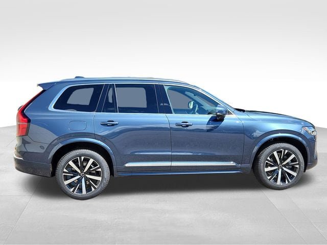 Certified 2026 Volvo XC90 B6 Core w/ Protection Package AWD/4WD image 8