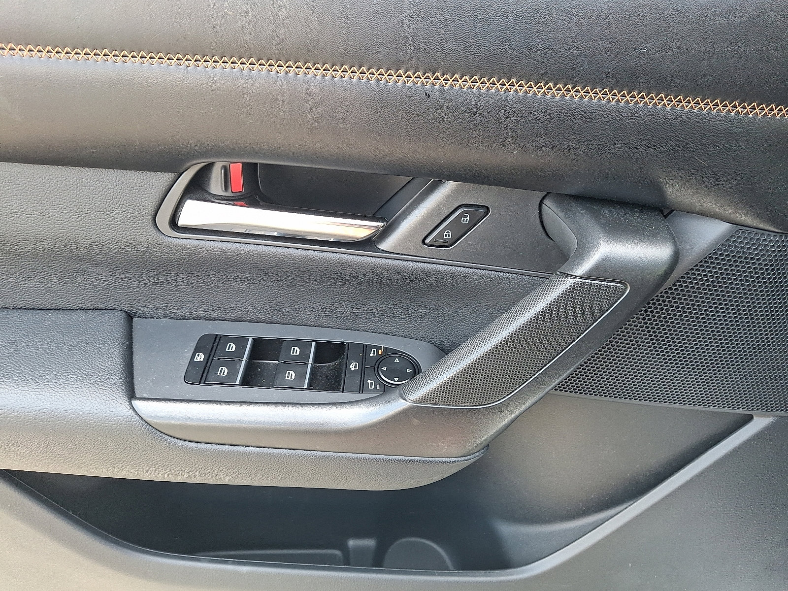 Used 2023 MAZDA CX-50 AWD 2.5 S w/ Cargo Package image 13