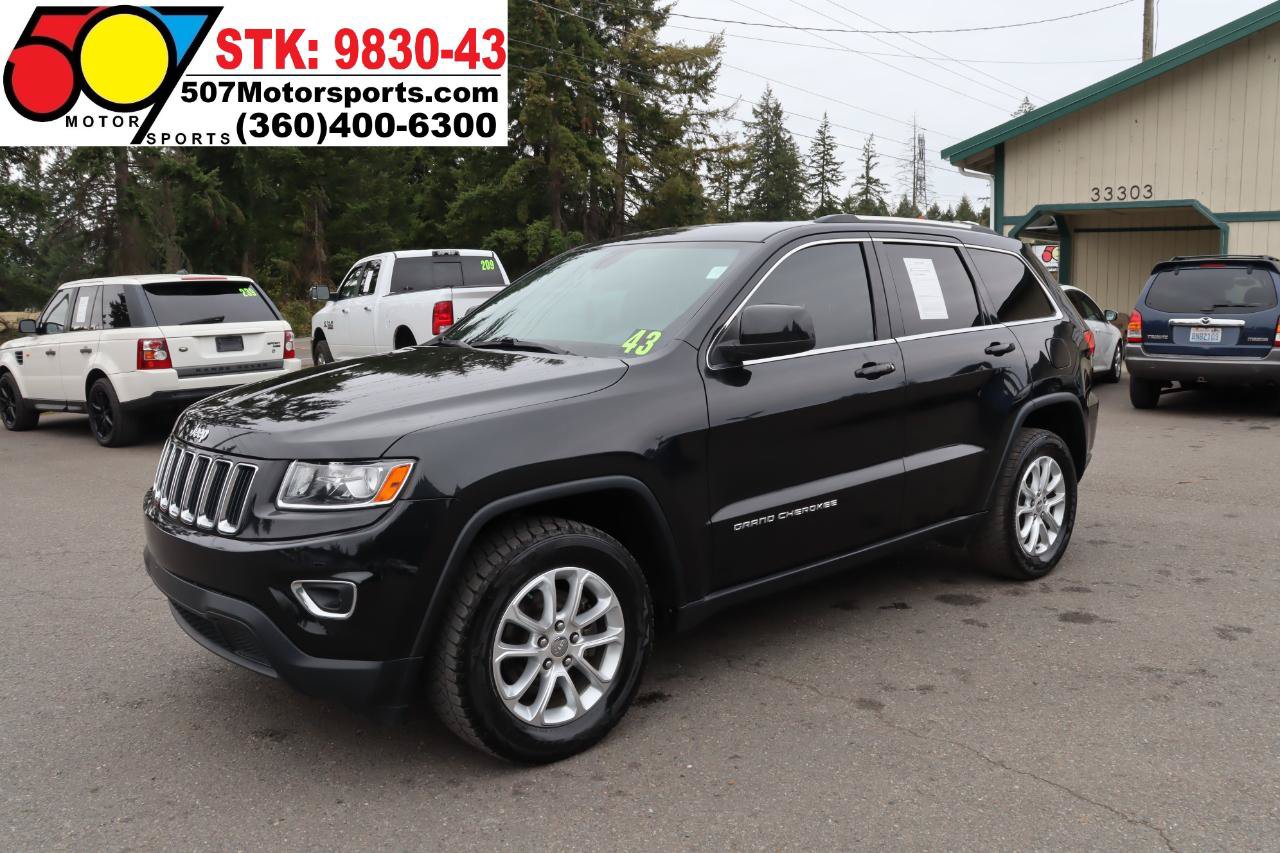 Used 2014 Jeep Grand Cherokee Laredo w/ 18" Wheel & 8.4" Radio Group AWD/4WD image 2