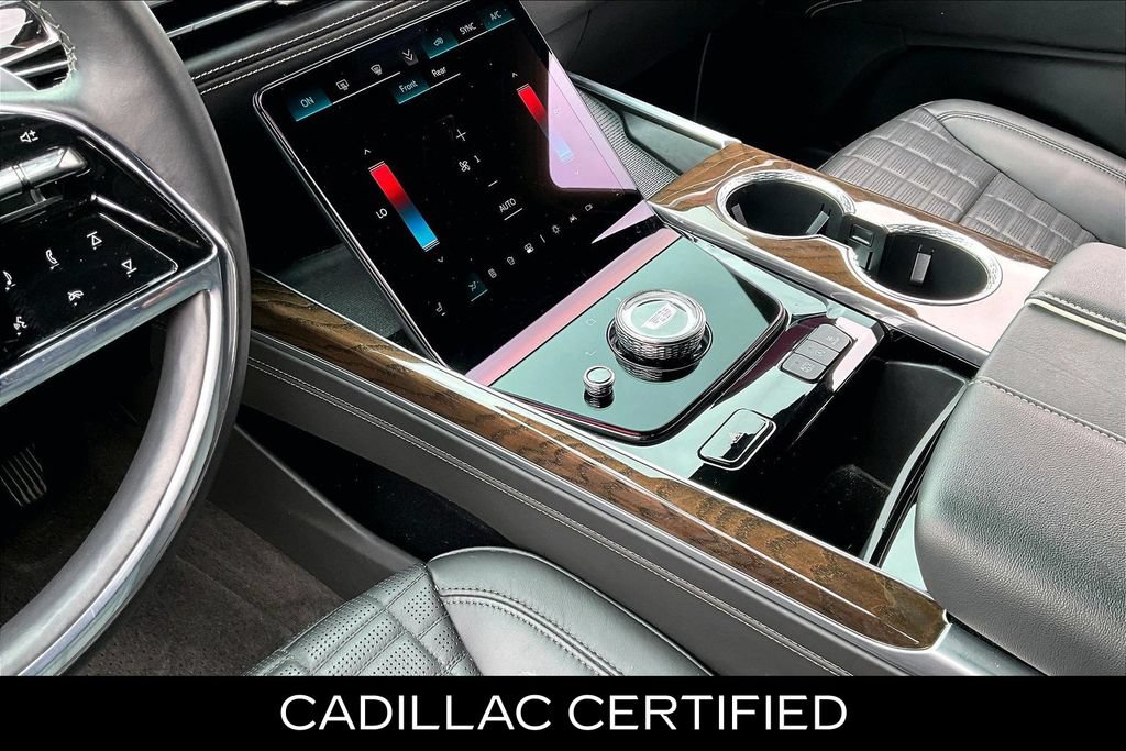 Certified 2025 Cadillac Escalade ESV Sport Platinum AWD/4WD image 15