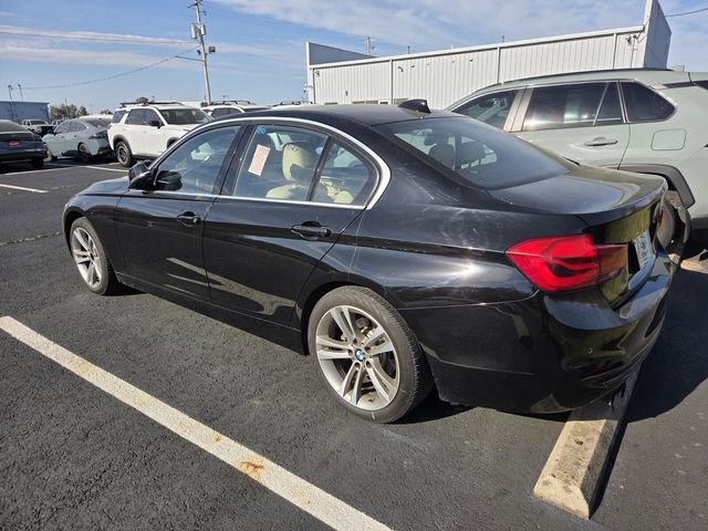 Used 2017 BMW 330i Sedan image 6