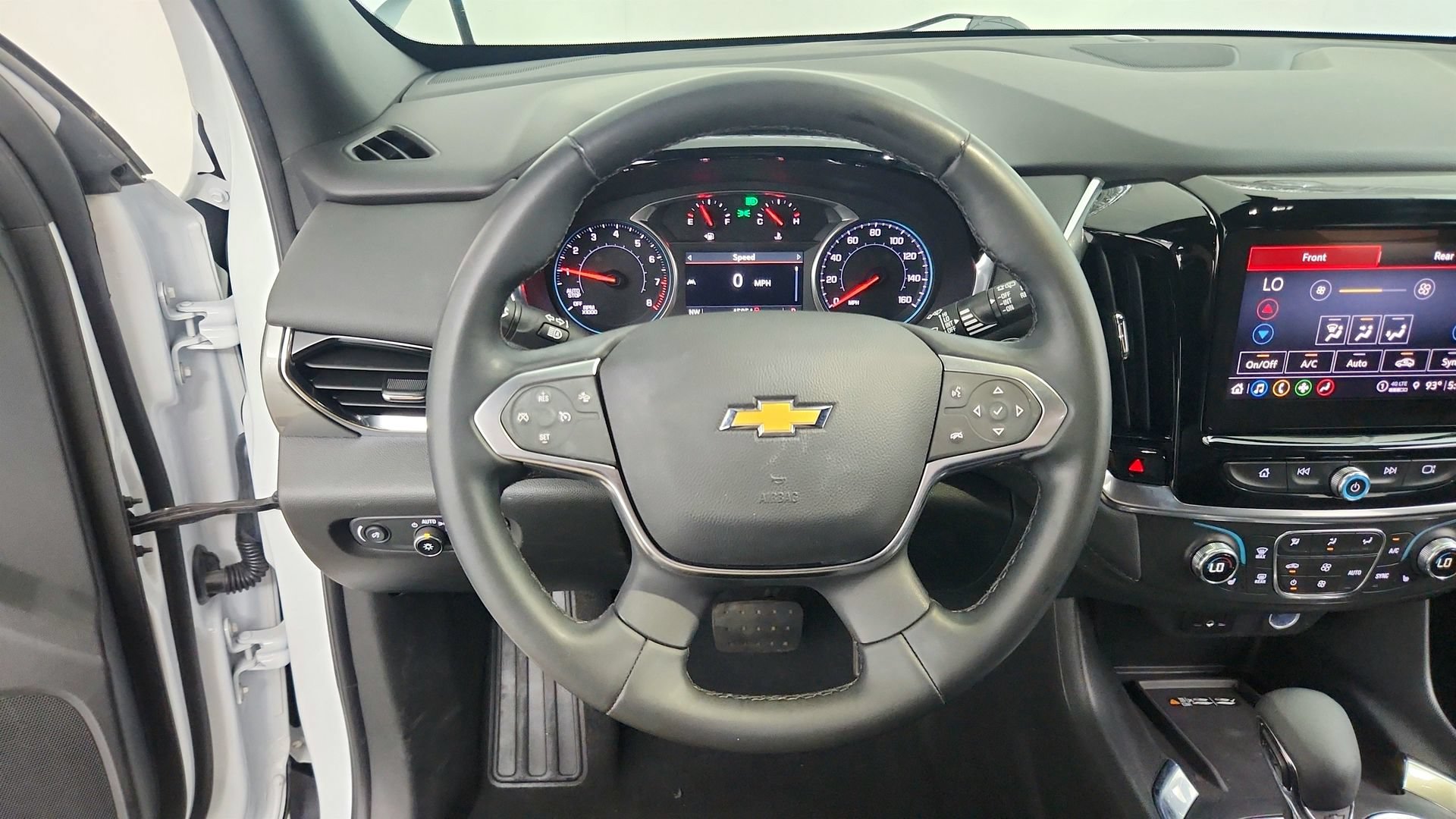 Certified 2023 Chevrolet Traverse LT FWD image 19