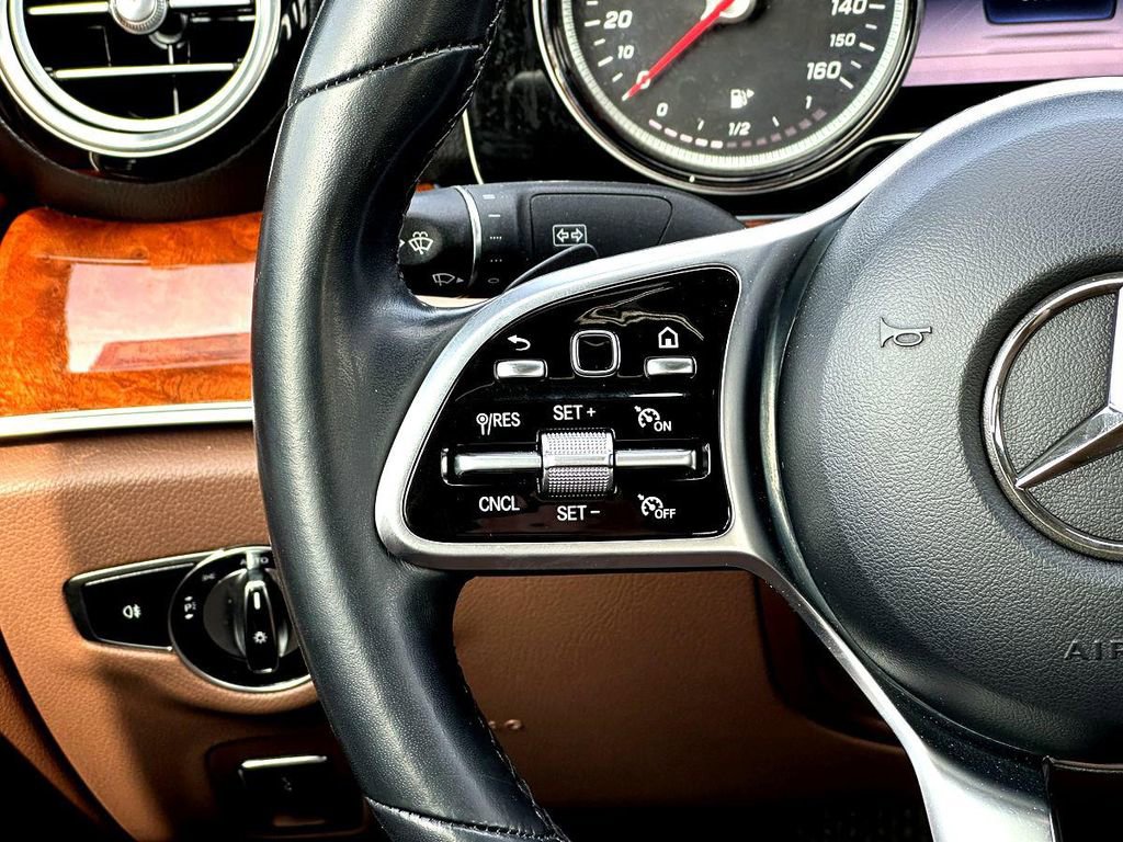 Used 2019 Mercedes-Benz E 300 image 24
