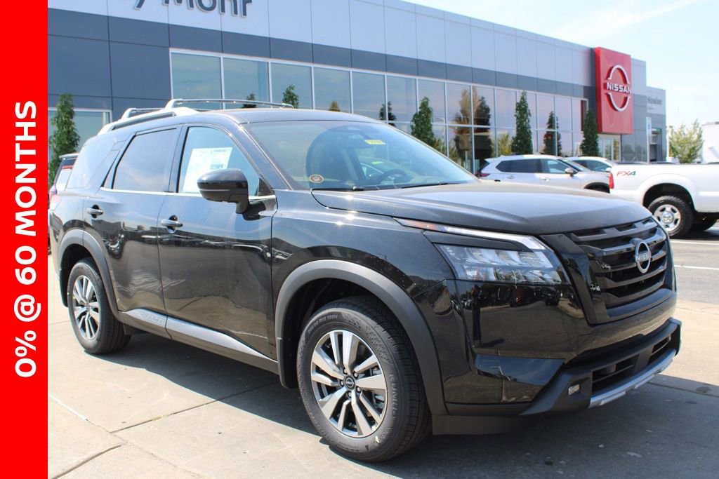 New 2025 Nissan Pathfinder SL