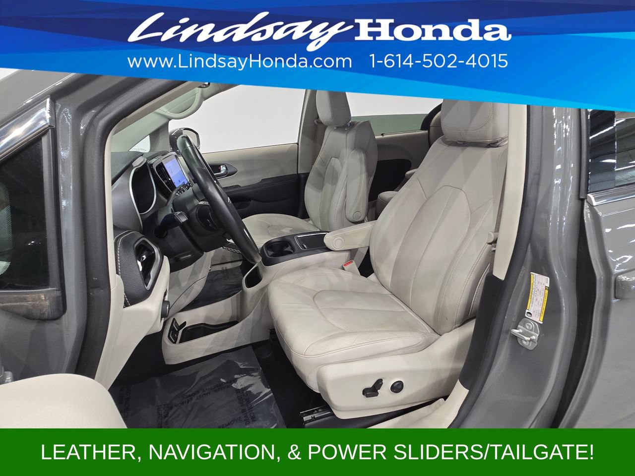 Used 2021 Chrysler Pacifica Touring-L FWD image 13
