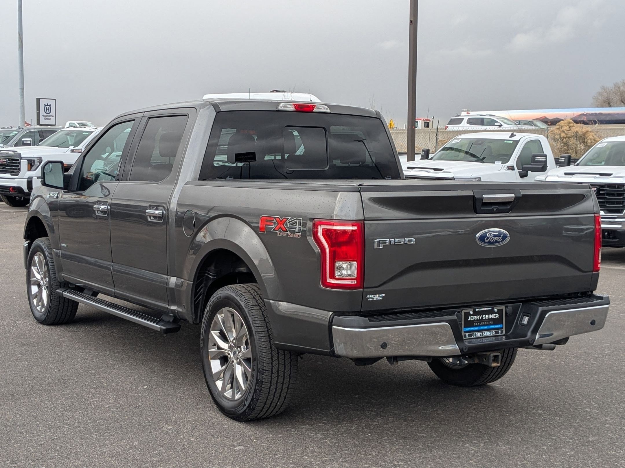 Used 2017 Ford F150 XLT w/ Equipment Group 302A Luxury image 3