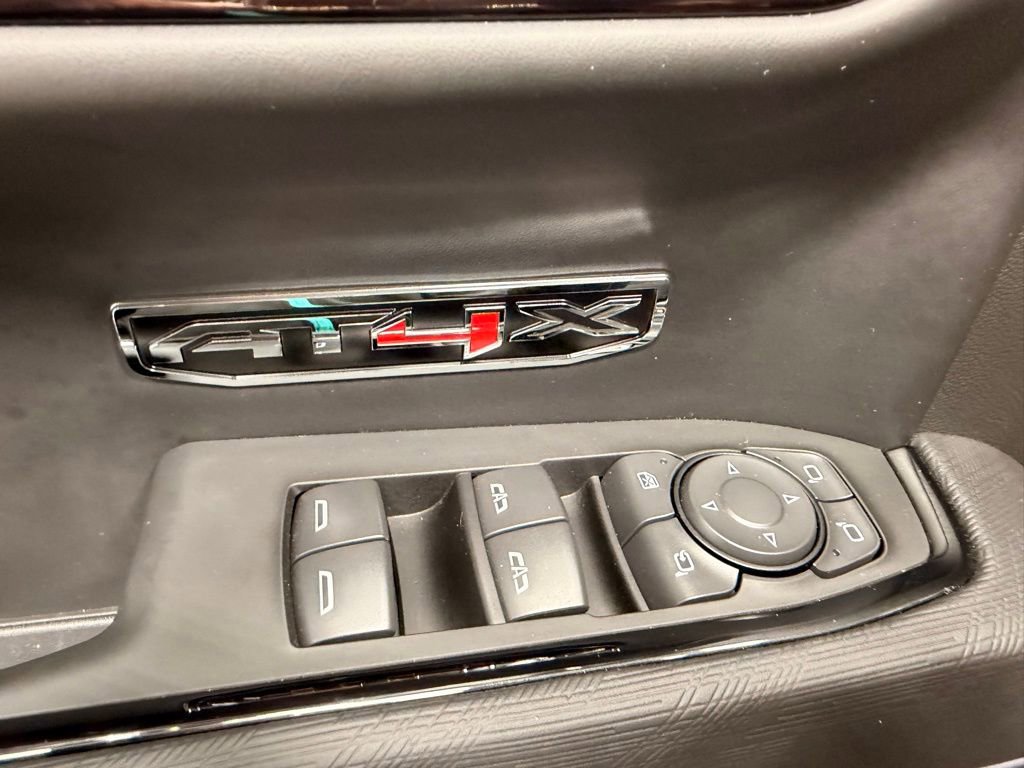 Used 2025 GMC Sierra 1500 AT4X image 26