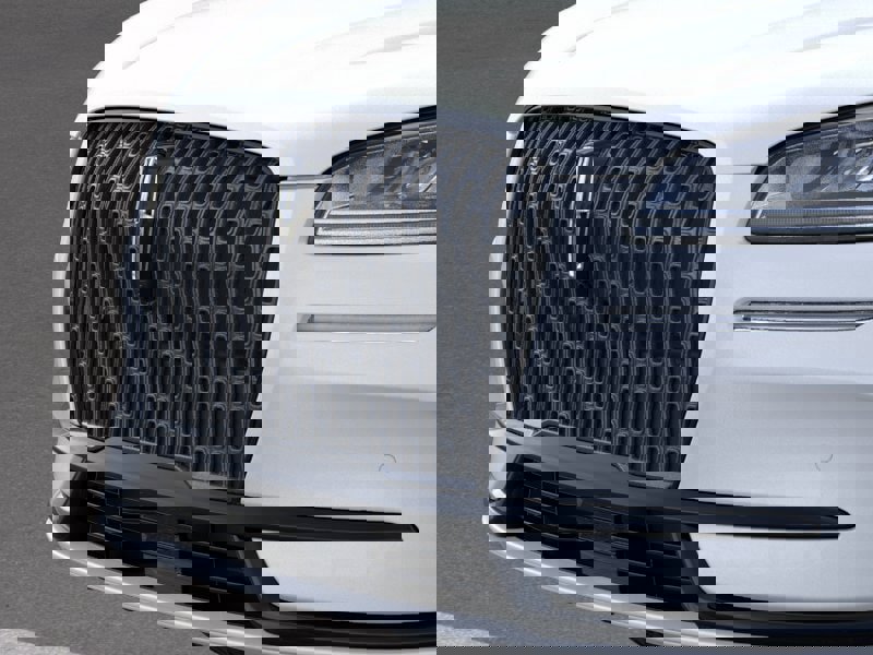 New 2026 Lincoln Corsair Premiere image 17