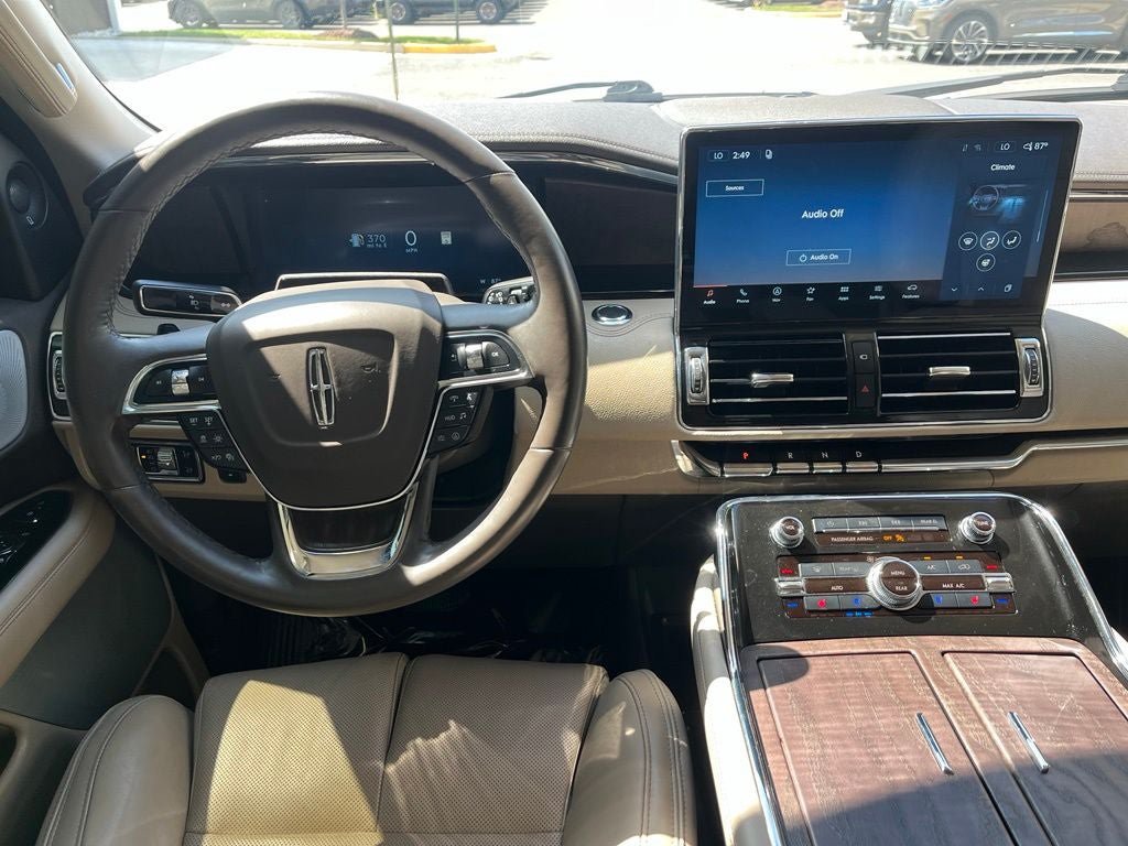 Certified 2023 Lincoln Navigator L Reserve AWD/4WD image 20