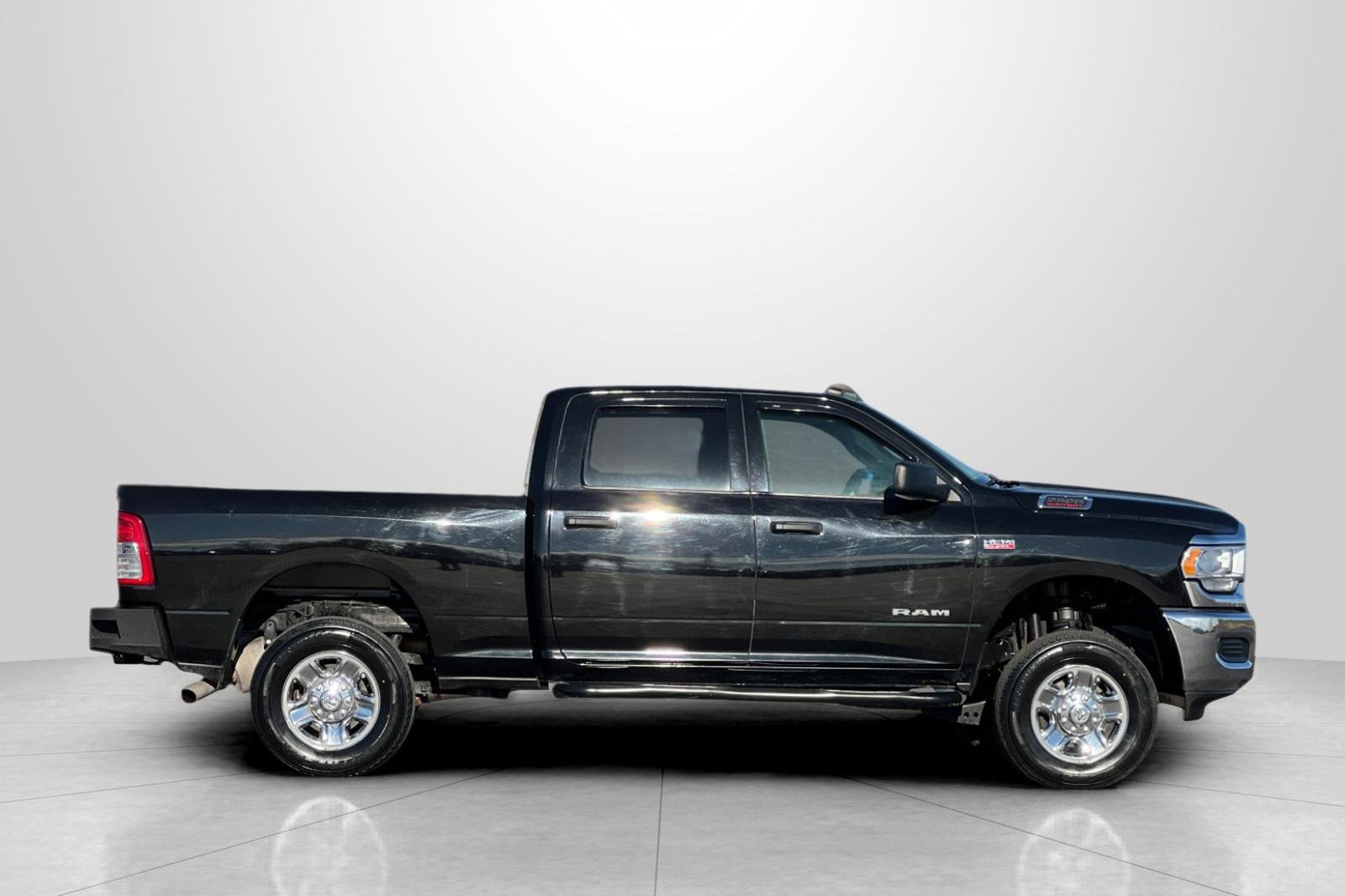 Used 2022 RAM 2500 Tradesman image 3