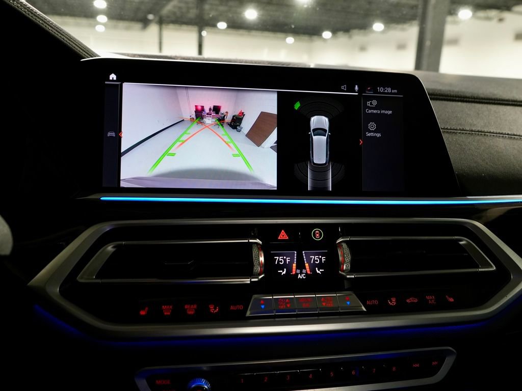 Used 2020 BMW X7 xDrive40i w/ Premium Package image 5