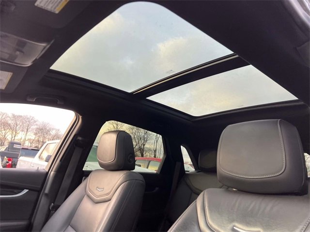 Used 2020 Cadillac XT5 Premium Luxury image 11