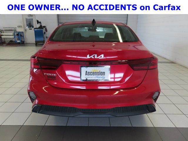 Used 2024 Kia Forte LXS image 12