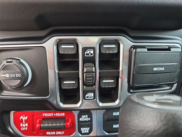 Certified 2024 Jeep Wrangler Unlimited Rubicon image 16