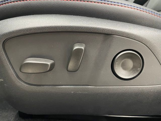 New 2026 Chevrolet Equinox EV RS image 9