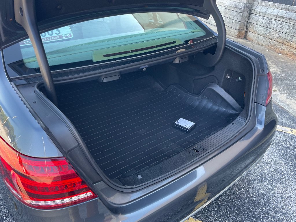 Used 2015 Mercedes-Benz E 350 Sedan w/ Premium 1 Package image 16