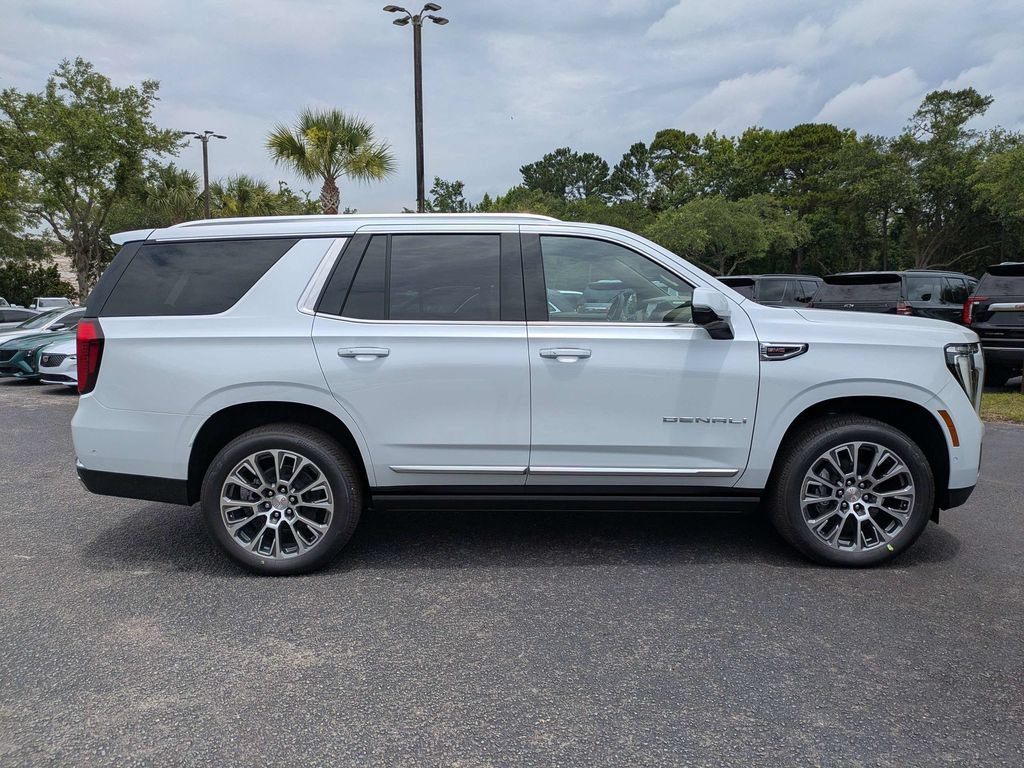 New 2026 GMC Yukon Denali w/ Denali Reserve Package AWD/4WD image 3