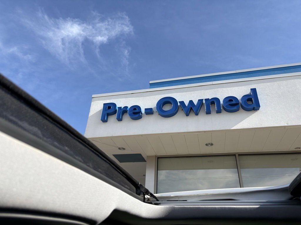 Used 2020 GMC Yukon XL Denali image 25