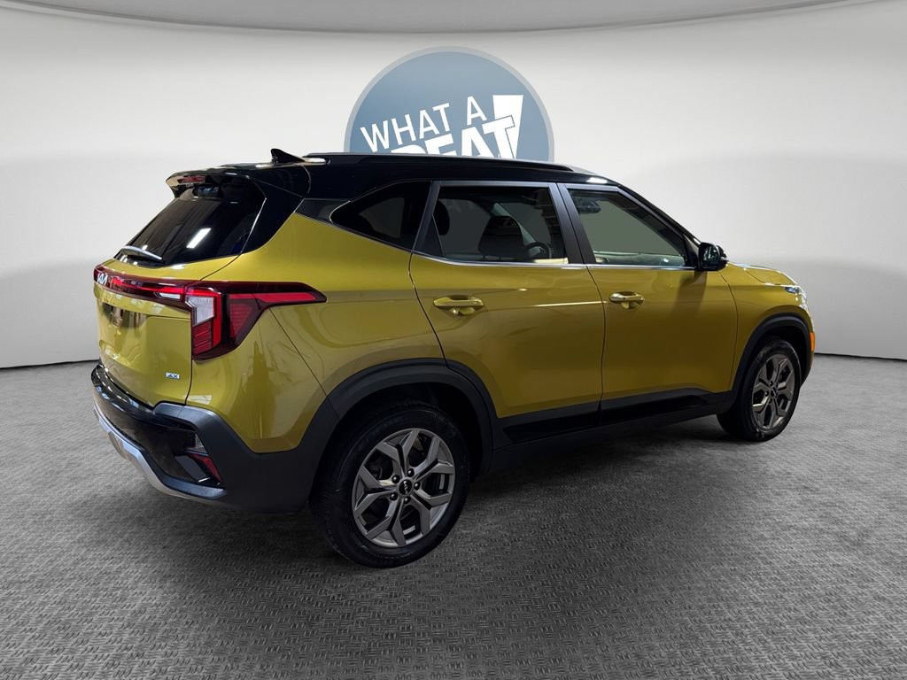 Certified 2024 Kia Seltos S AWD/4WD image 3