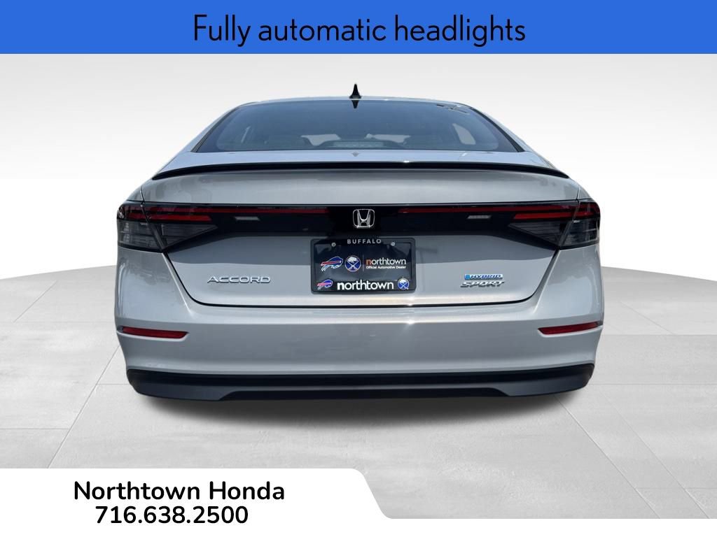 Used 2025 Honda Accord Sport image 7