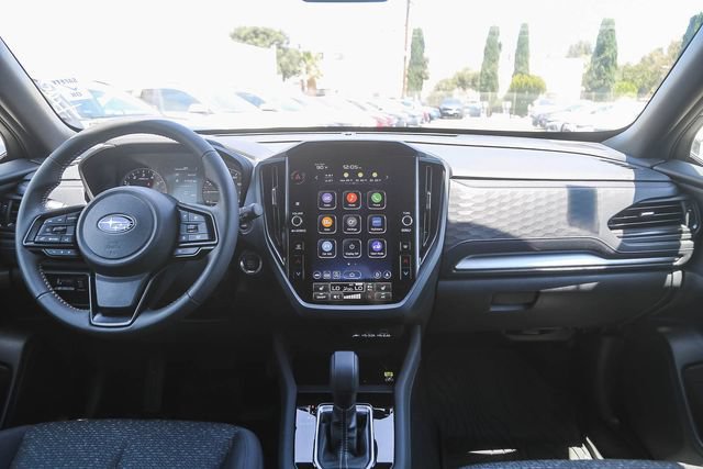 Used 2025 Subaru Forester Premium AWD/4WD image 14