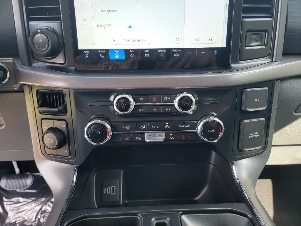 New 2025 Ford F150 XLT image 24